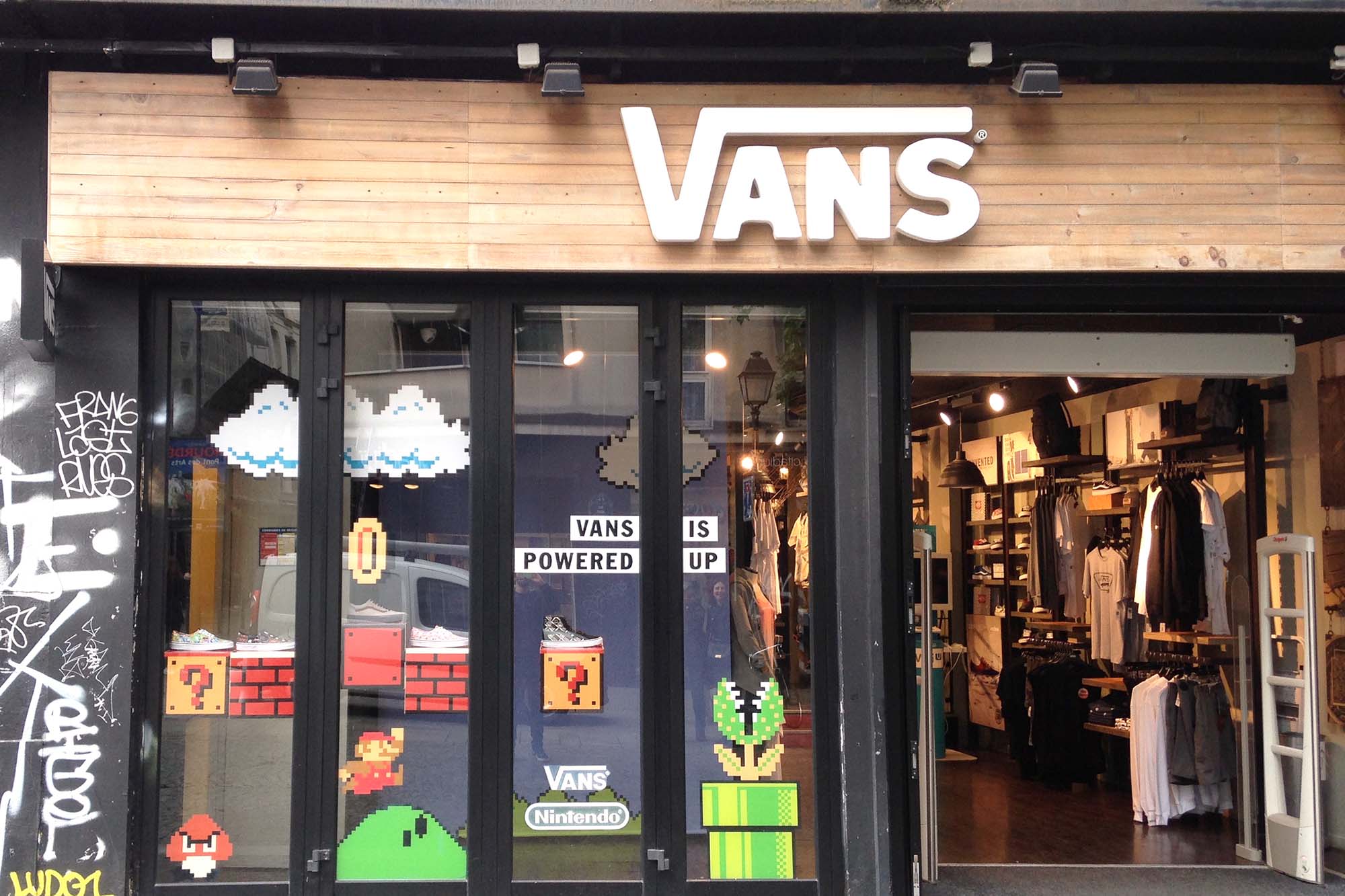 vans store montreal